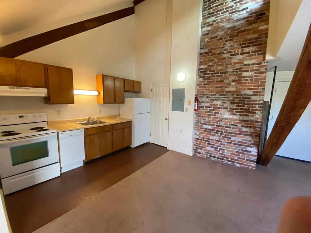 104 Green Street Somersworth NH 03878