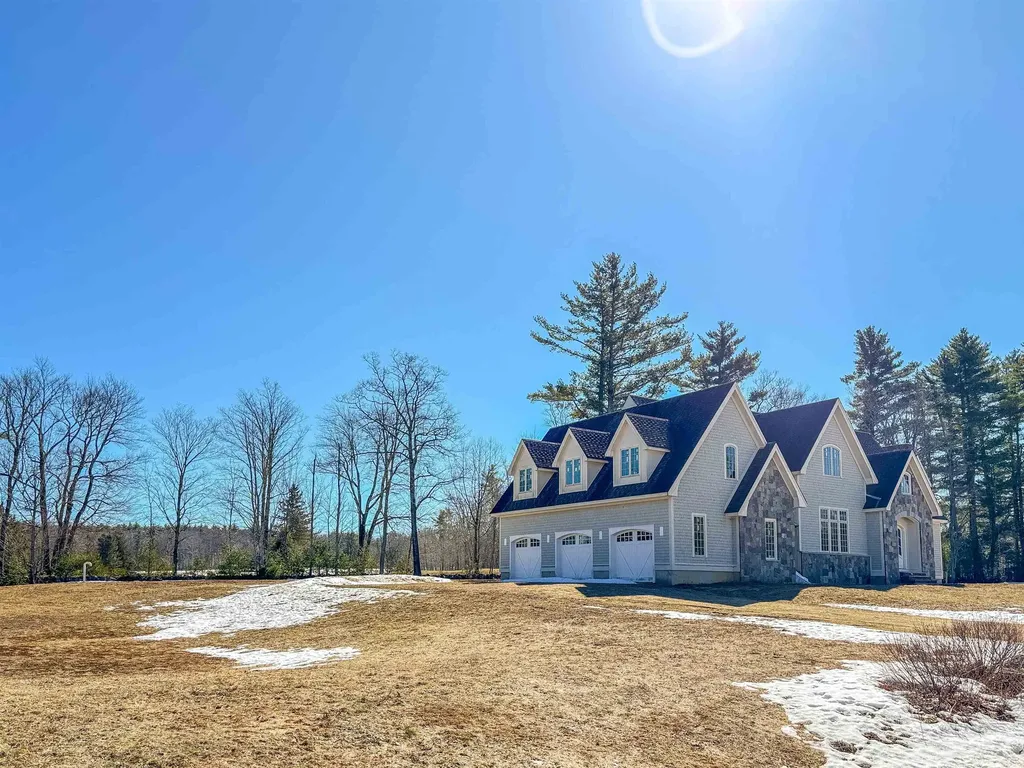5 Liberty Lane Barrington NH 03825