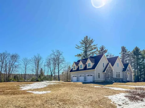5 Liberty Lane Barrington NH 03825
