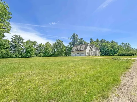 5 Liberty Lane Barrington NH 03825