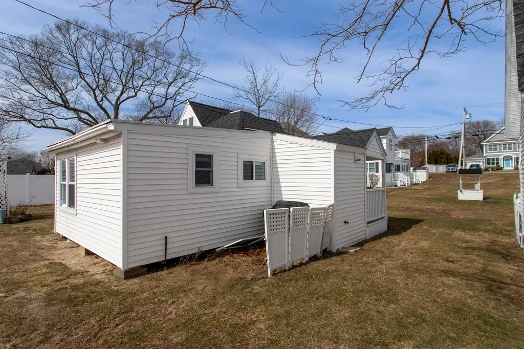 515 Winnacunnet Road Hampton NH 03842