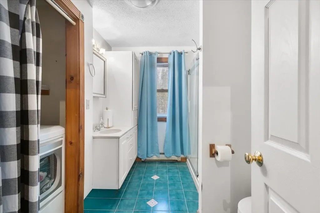 99 Whitefield Road Bethlehem NH 03574
