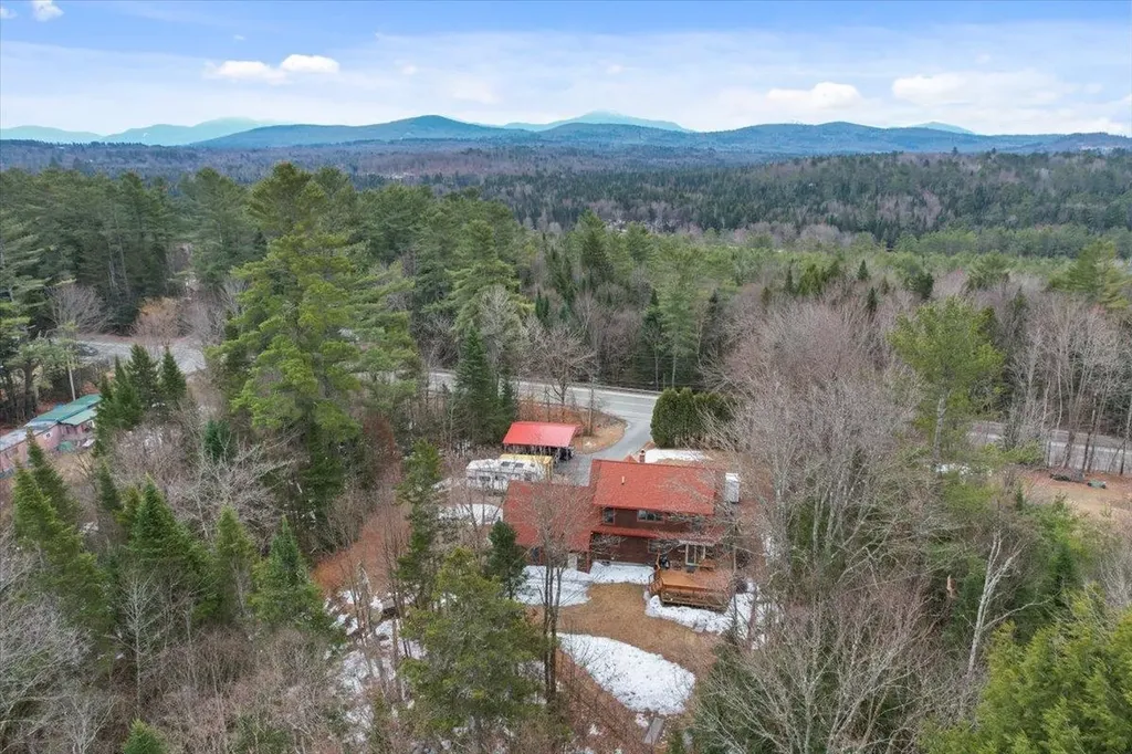 99 Whitefield Road Bethlehem NH 03574