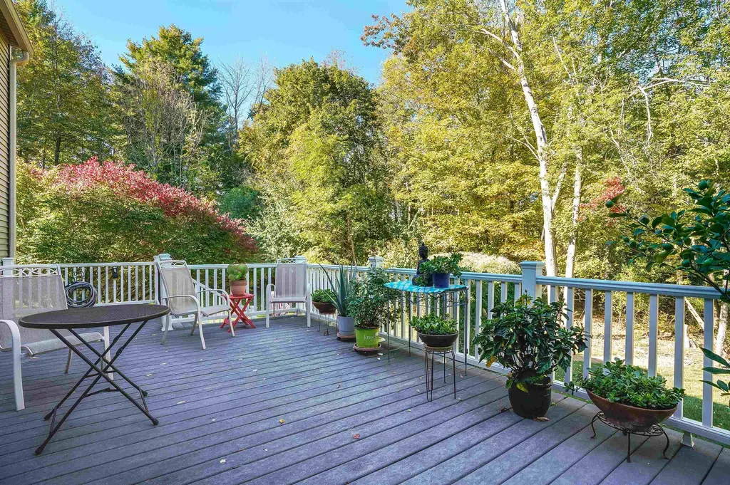 29 Depot Road Stratham NH 03885