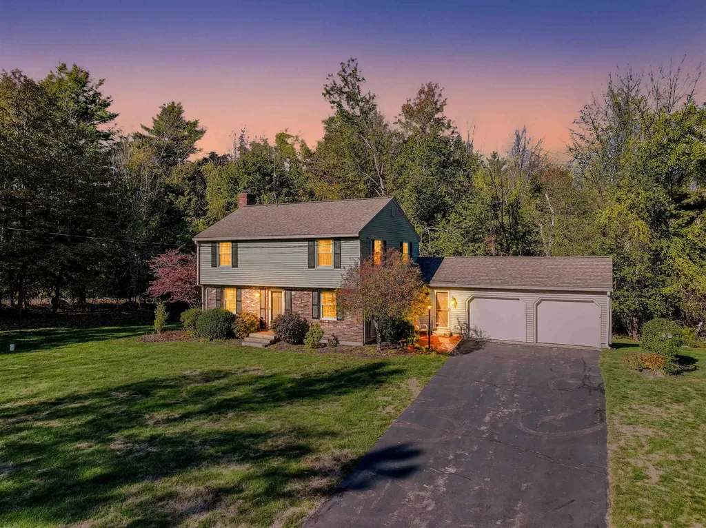 29 Depot Road Stratham NH 03885