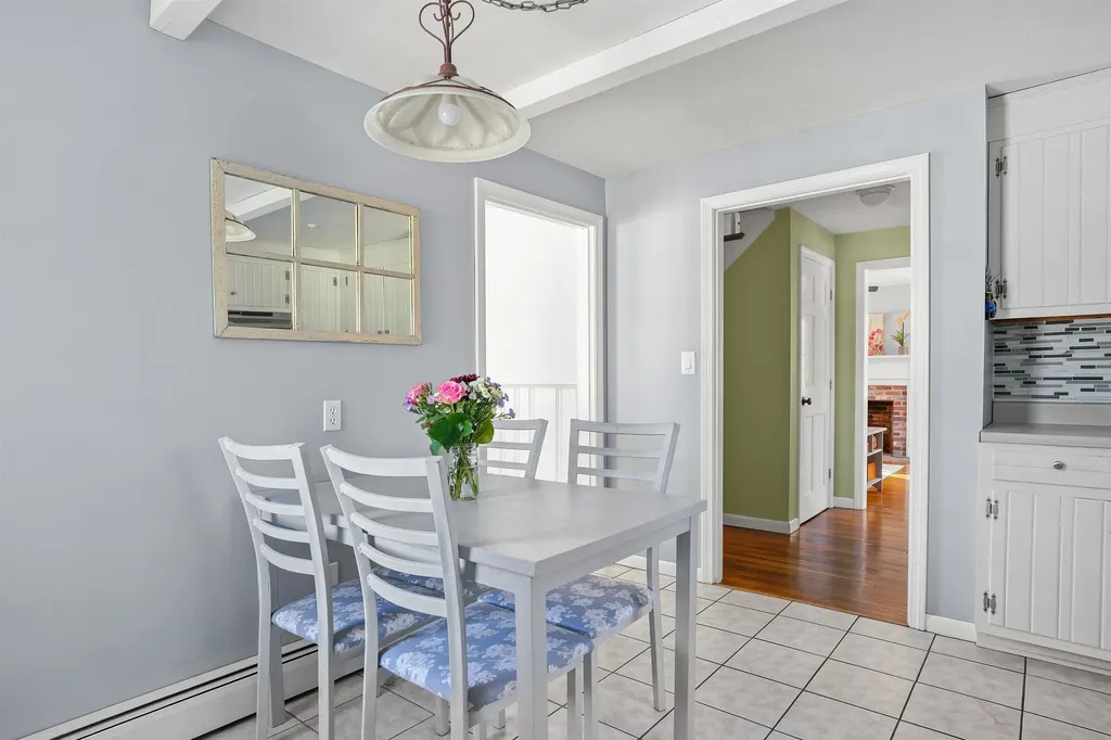 29 Depot Road Stratham NH 03885