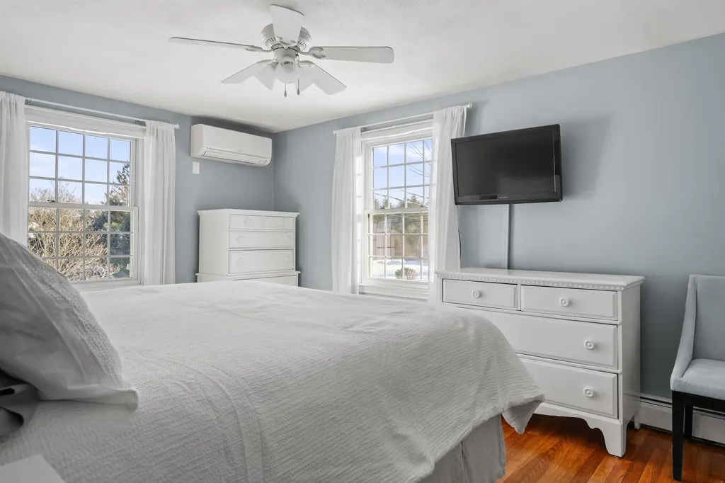 29 Depot Road Stratham NH 03885