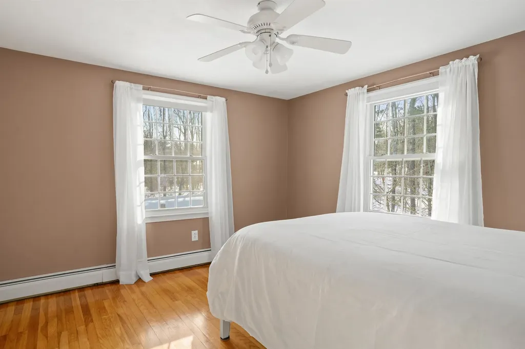 29 Depot Road Stratham NH 03885