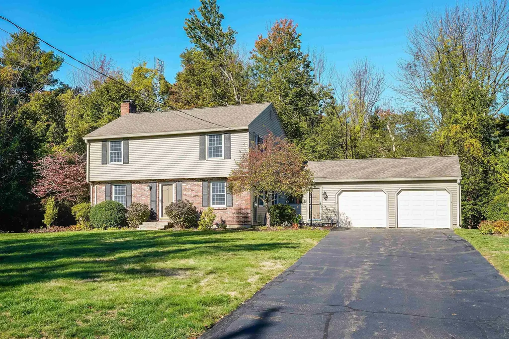 29 Depot Road Stratham NH 03885