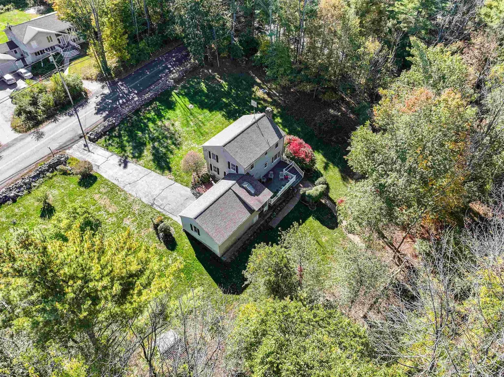 29 Depot Road Stratham NH 03885