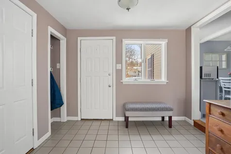 29 Depot Road Stratham NH 03885