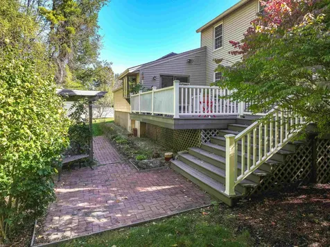 29 Depot Road Stratham NH 03885