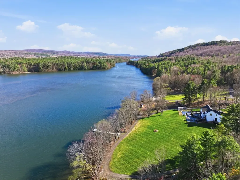 111 Lakeside Avenue Milton VT 05468