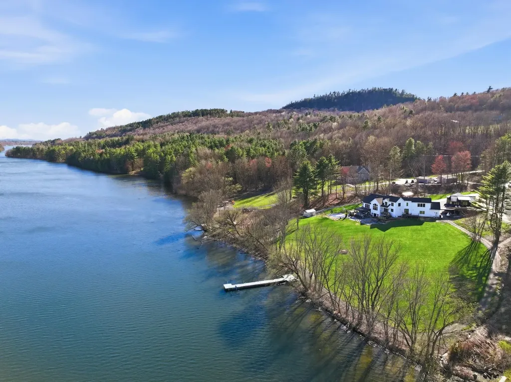 111 Lakeside Avenue Milton VT 05468