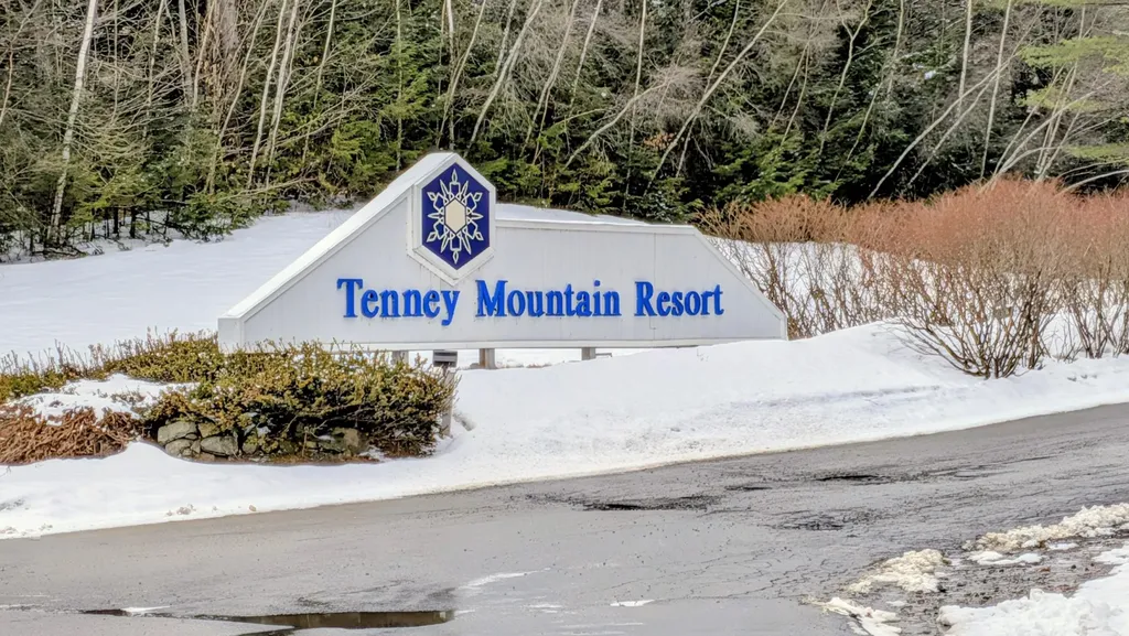 55 Tenney Mountain Road Plymouth NH 03264