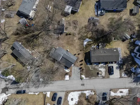 4 Lee Ann Street Nashua NH 03062