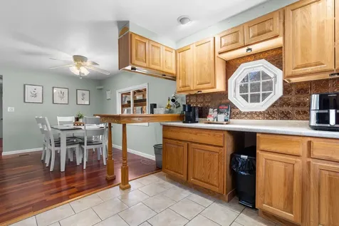 4 Lee Ann Street Nashua NH 03062