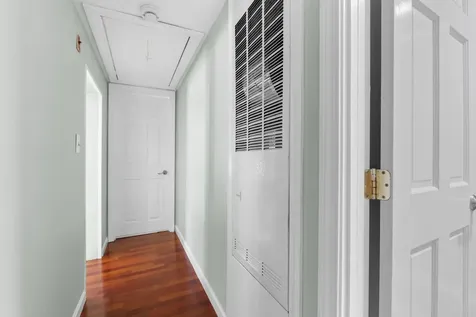 4 Lee Ann Street Nashua NH 03062
