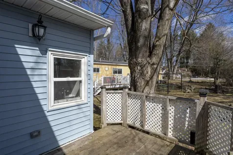 4 Lee Ann Street Nashua NH 03062