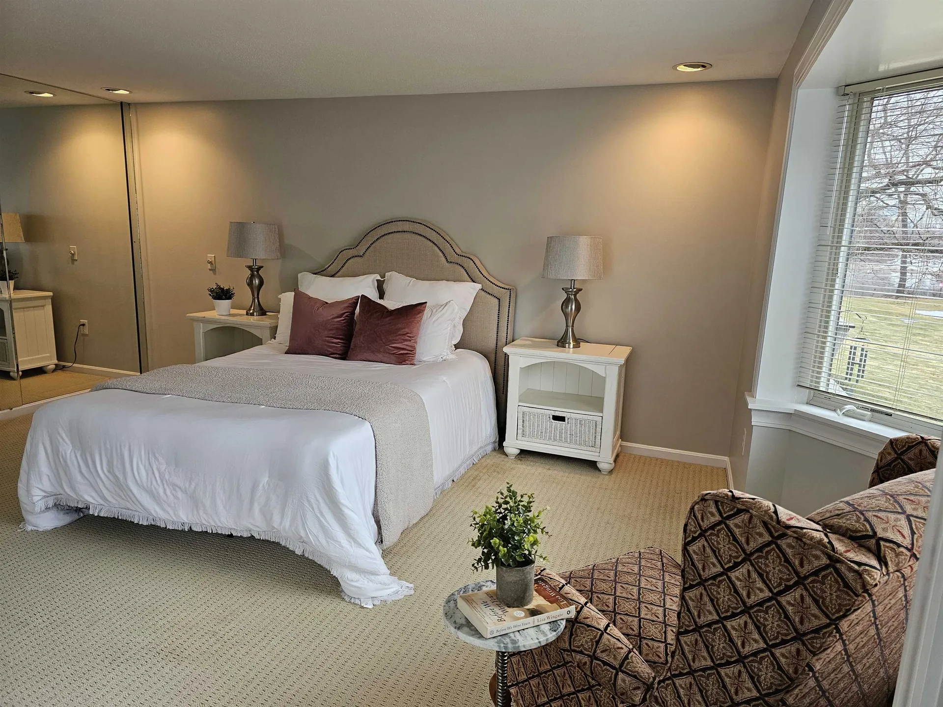 16 Walden Pond Drive Nashua NH 03064