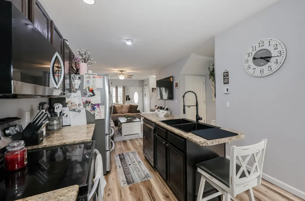 91 Trinity Circle Rochester NH 03839