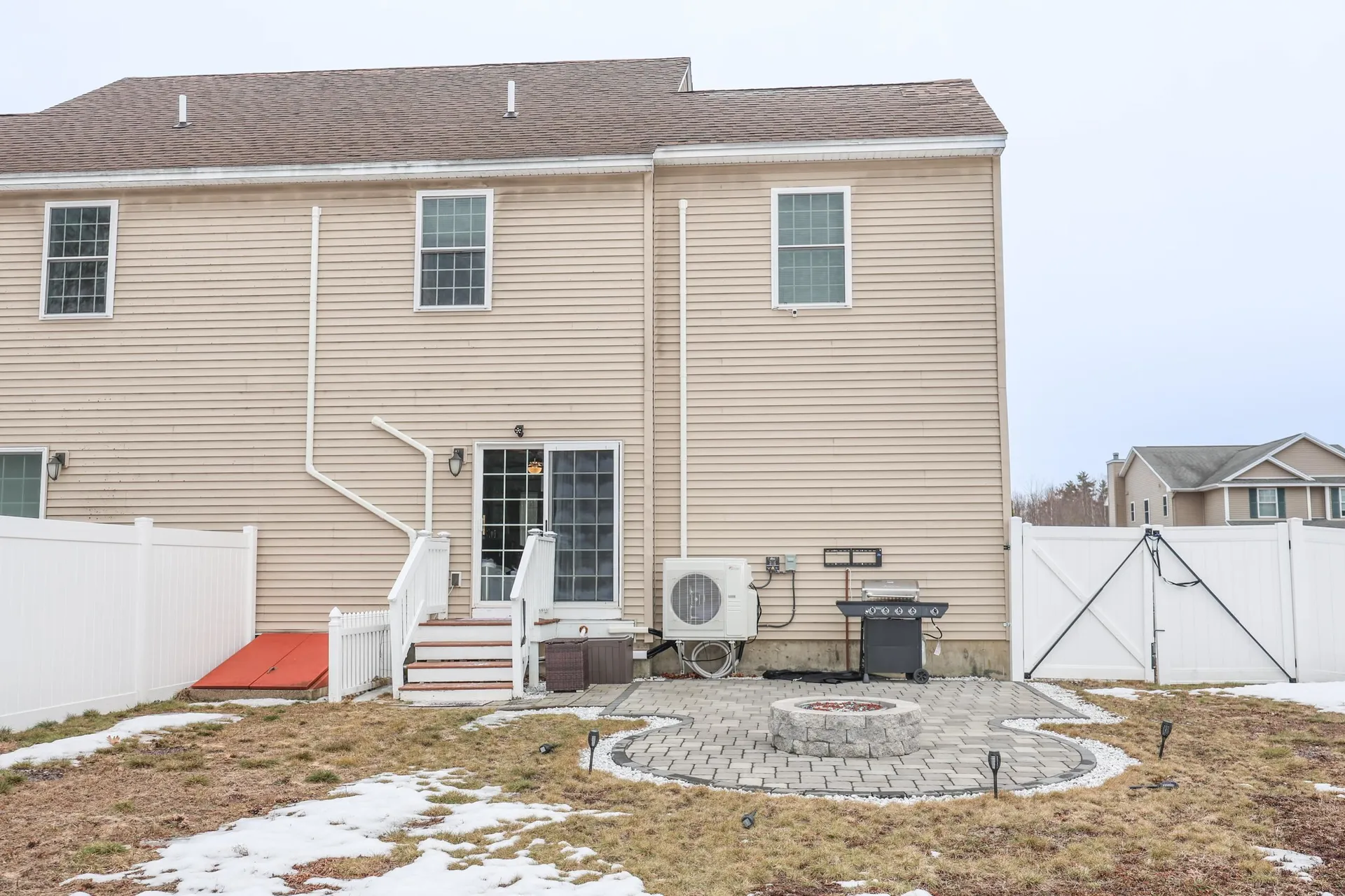 91 Trinity Circle Rochester NH 03839