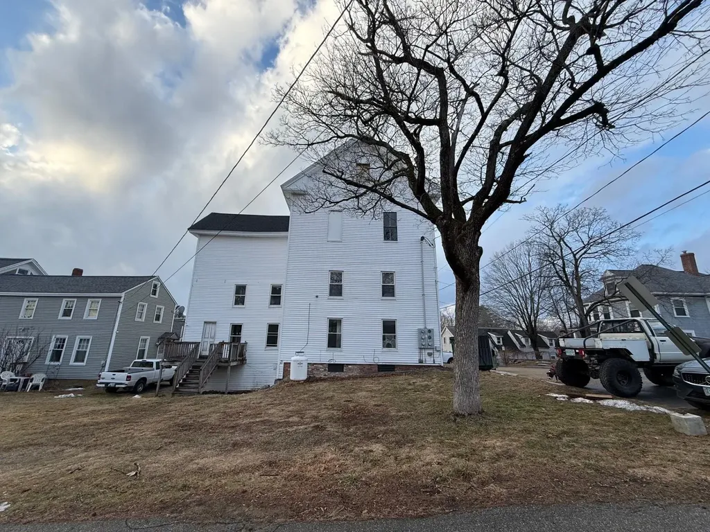 9 Park Street Pittsfield NH 03263