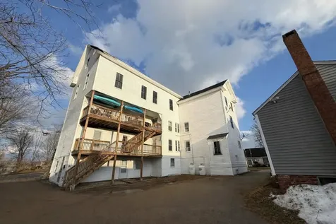 9 Park Street Pittsfield NH 03263