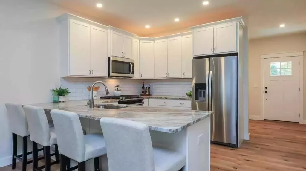 34 Ponemah Hill Road Milford NH 03055