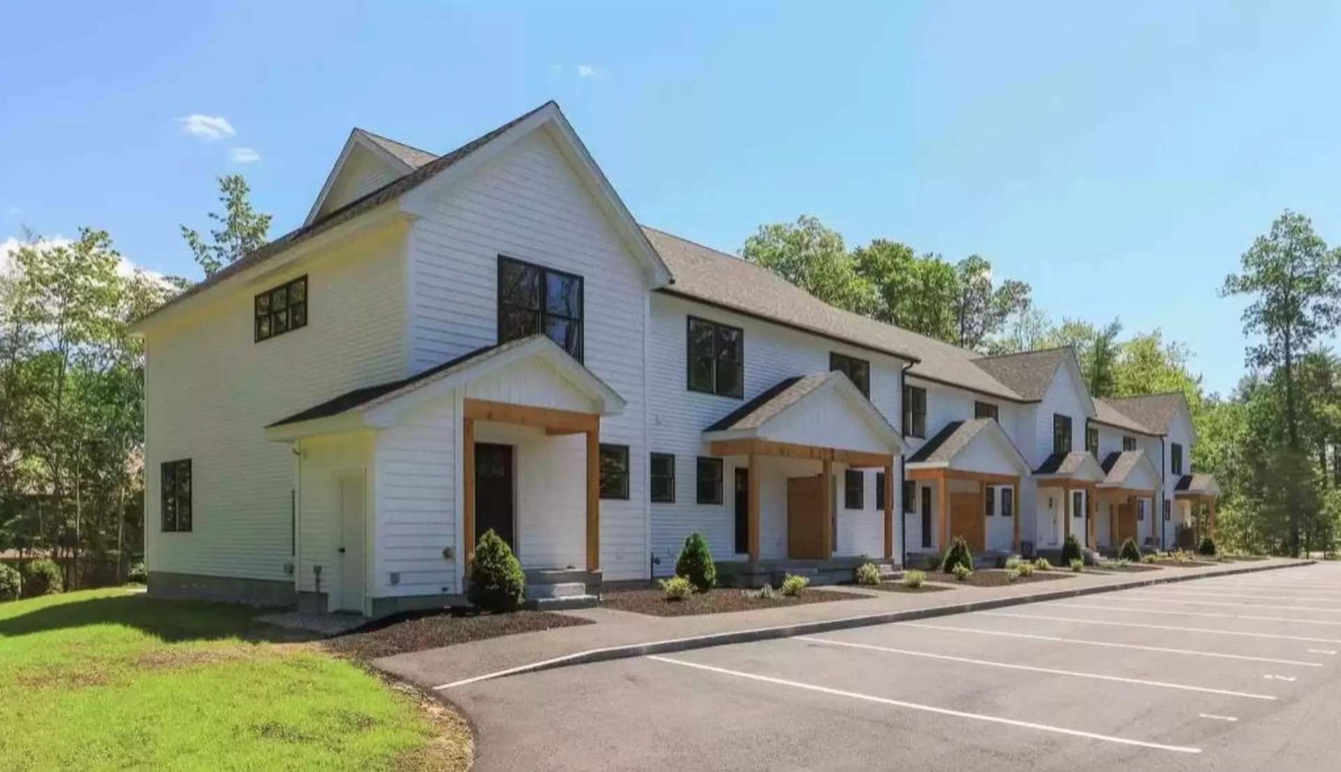 34 Ponemah Hill Road Milford NH 03055