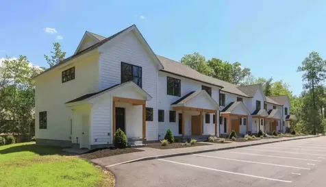 34 Ponemah Hill Road Milford NH 03055