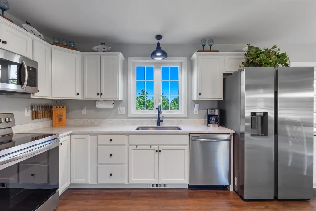 107 Richards Way Farmington NH 03835