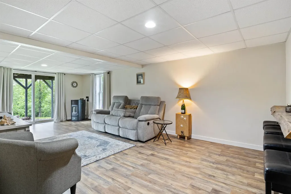 107 Richards Way Farmington NH 03835