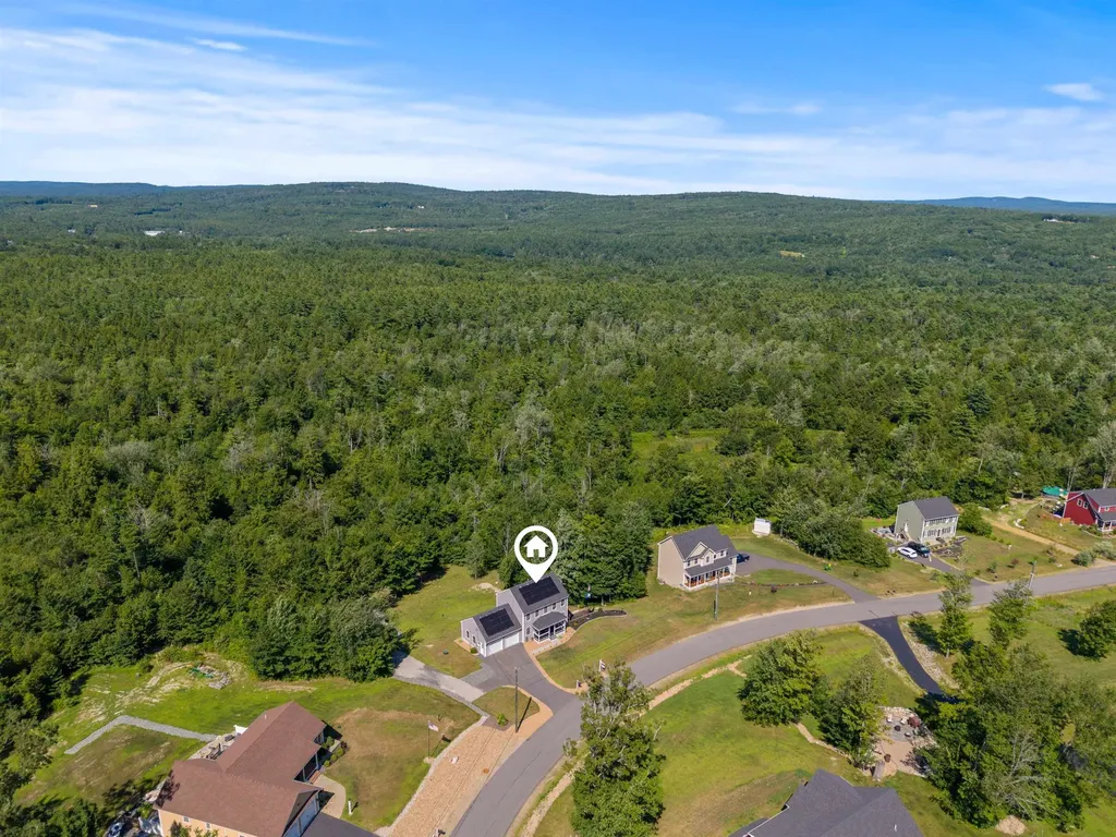 107 Richards Way Farmington NH 03835