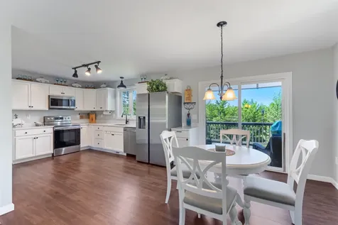 107 Richards Way Farmington NH 03835