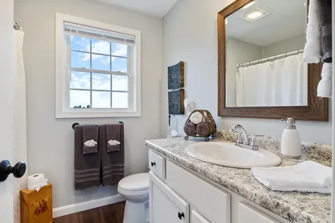 107 Richards Way Farmington NH 03835