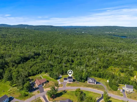 107 Richards Way Farmington NH 03835