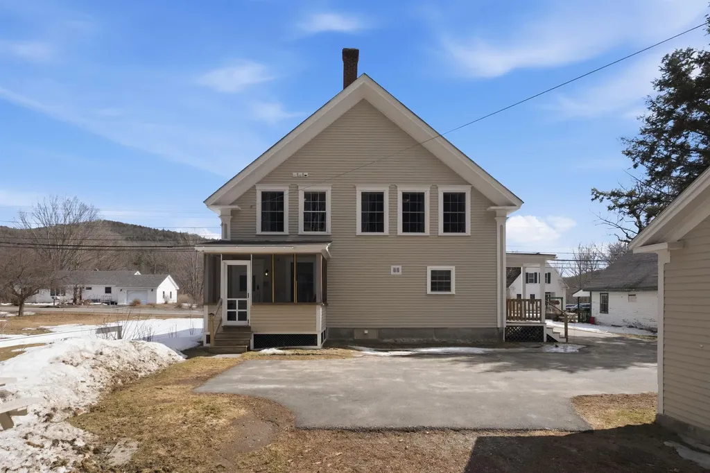459 Main Street Rumney NH 03266
