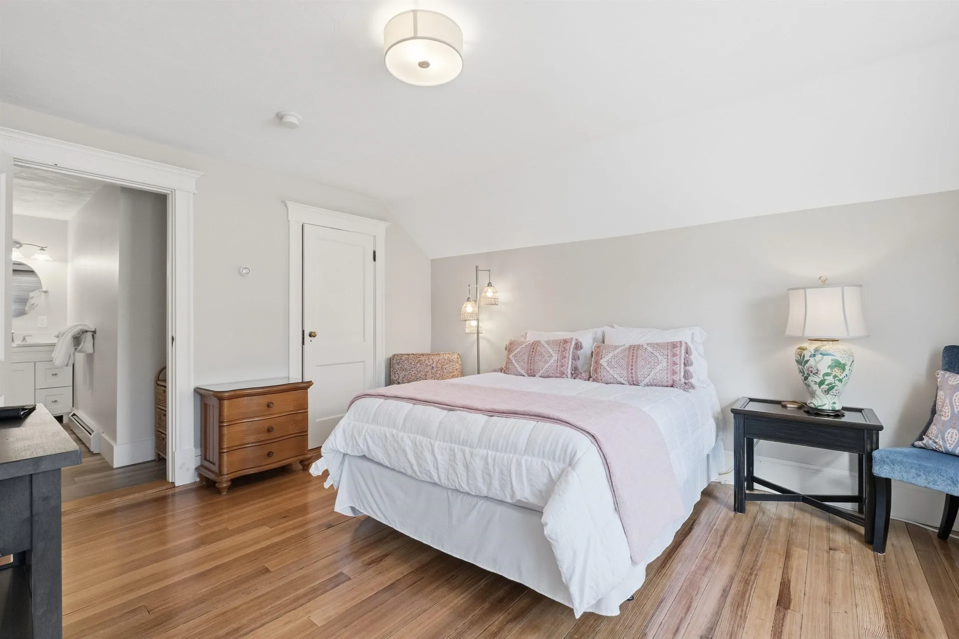 459 Main Street Rumney NH 03266