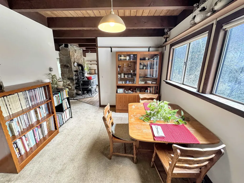 946 Huckle Hill Road Vernon VT 05354