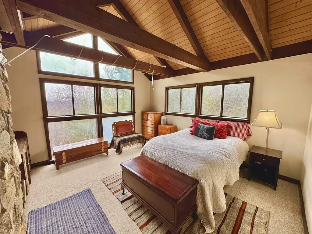 946 Huckle Hill Road Vernon VT 05354