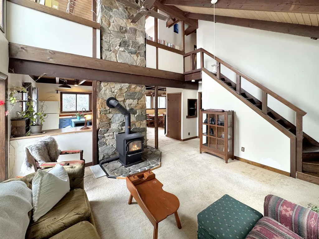 946 Huckle Hill Road Vernon VT 05354