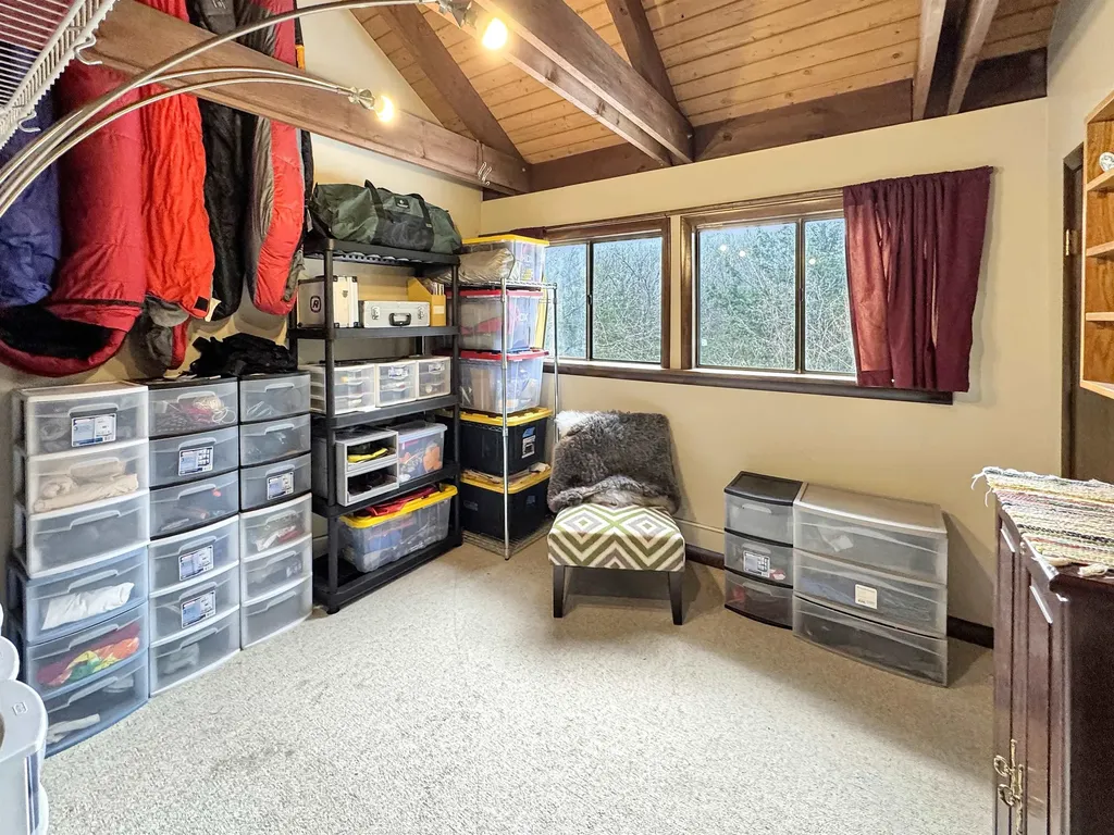 946 Huckle Hill Road Vernon VT 05354