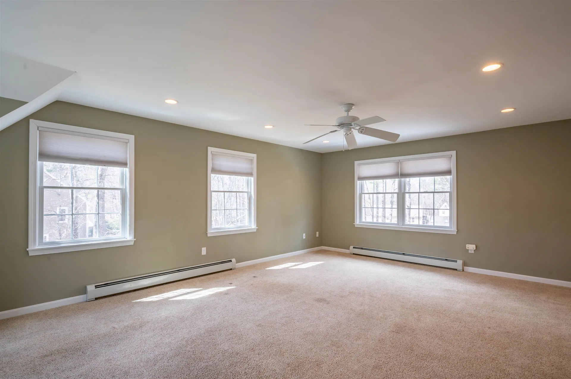 28 Peaslee Court Hampstead NH 03841