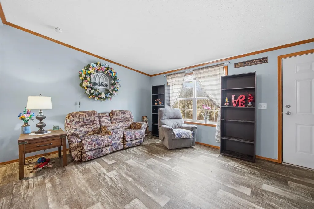 525 Sand Road Haverhill NH 03774