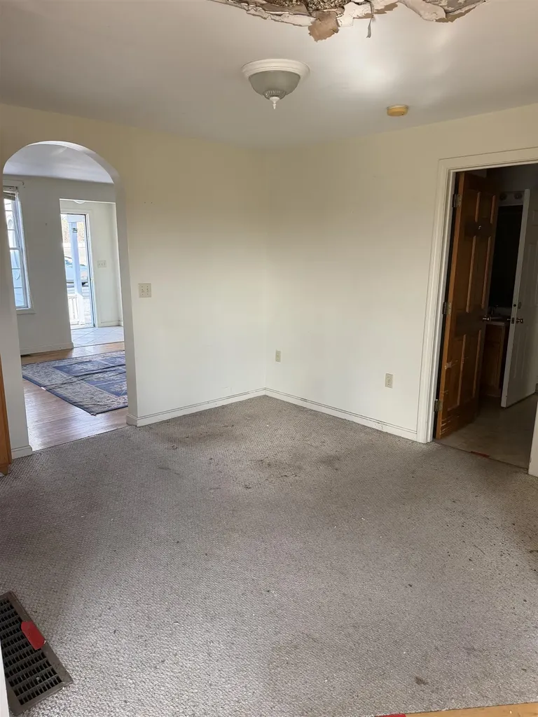 127 Daniel Webster Highway Merrimack NH 03054