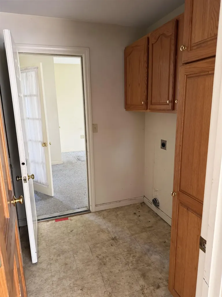 127 Daniel Webster Highway Merrimack NH 03054