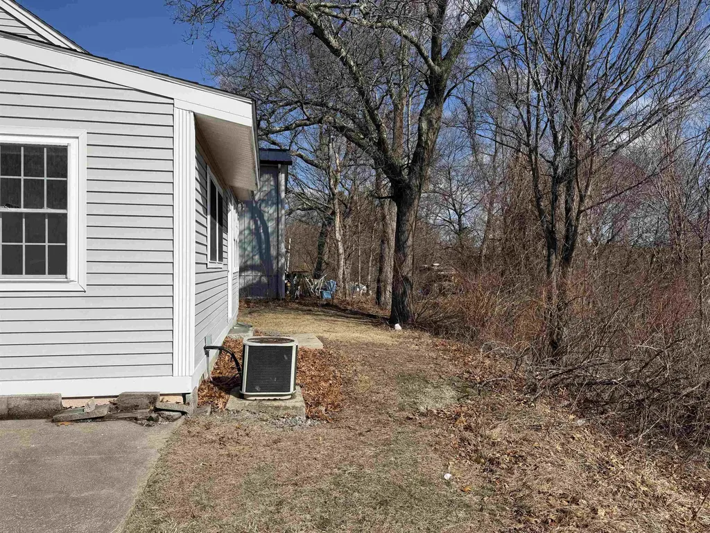 127 Daniel Webster Highway Merrimack NH 03054