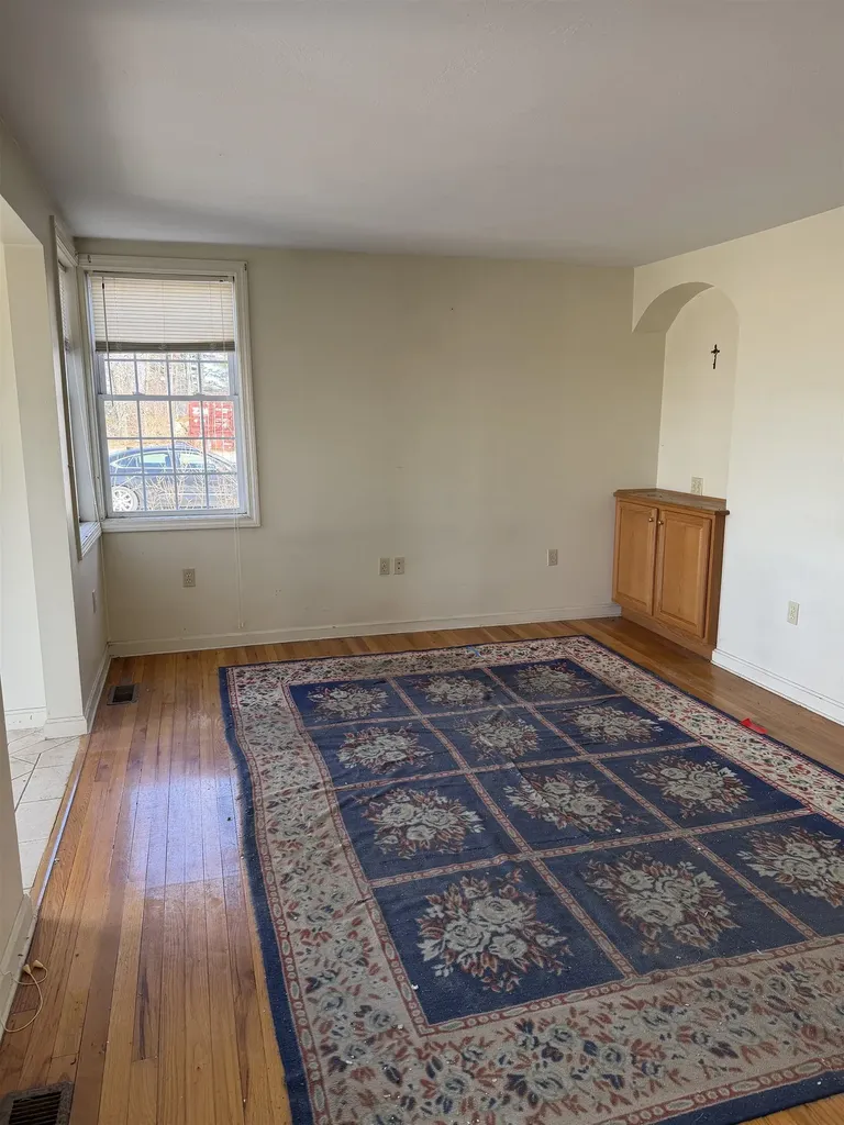 127 Daniel Webster Highway Merrimack NH 03054