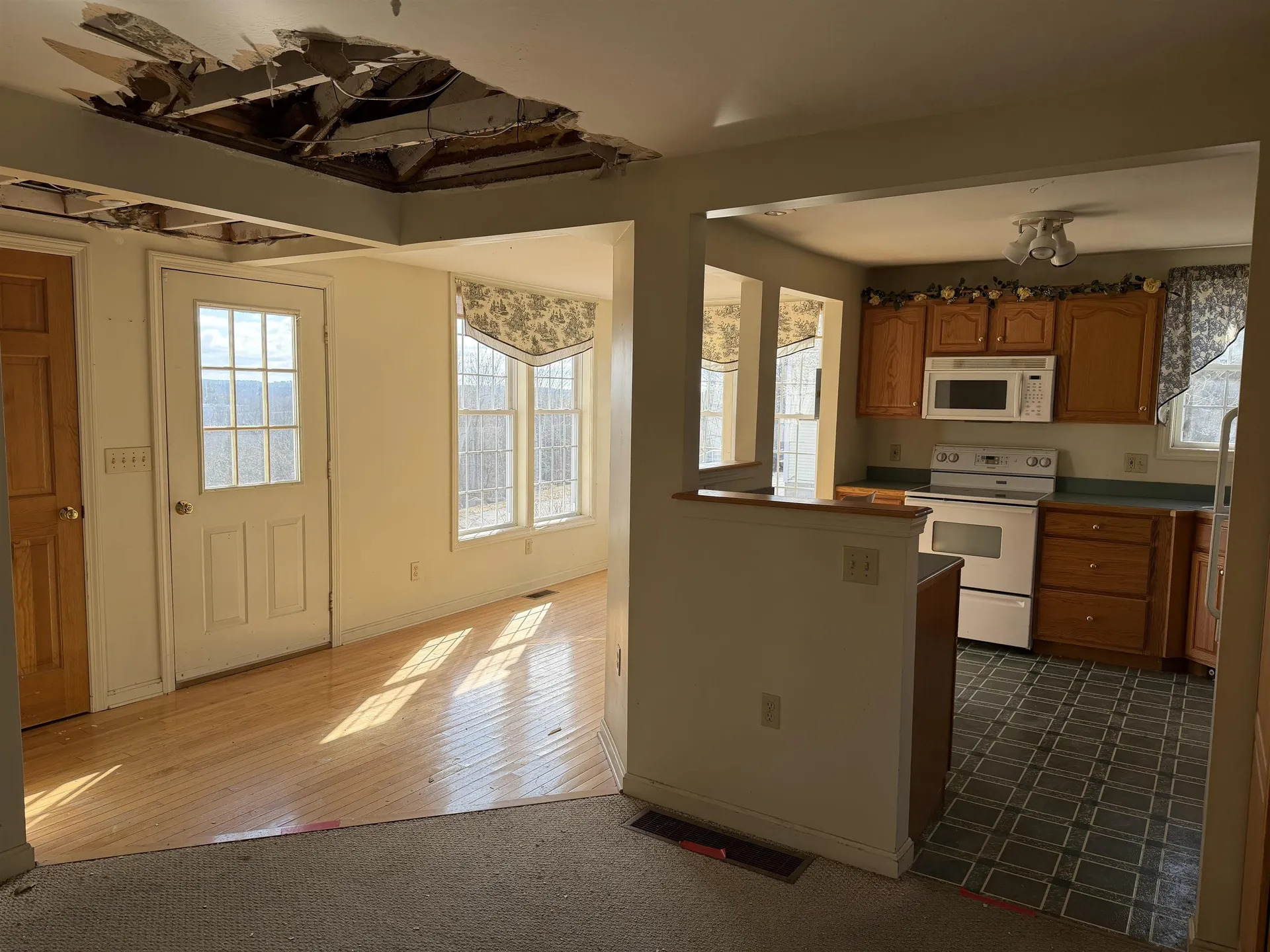 127 Daniel Webster Highway Merrimack NH 03054